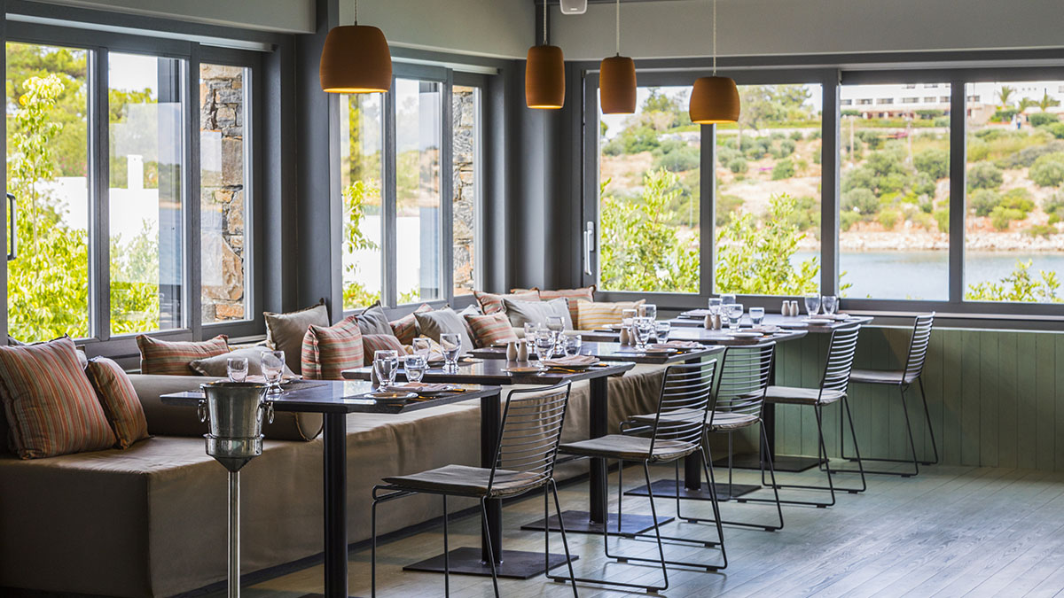 Minos Beach Art Hotel